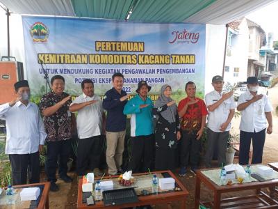 Kacang Tanah Petani Menjangan Siap Go Internasional