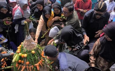 Nyadran Gunung Silurah, Kental dengan Budaya dari Ritual Hingga Memotong Kambing Kendit
