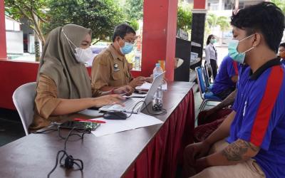 Dinkes Batang Mulai Vaksinasi Booster Kedua, Masyarakat Bisa Datang ke PSC 119