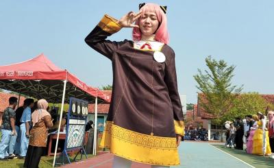 Jaga Kekompakan, Pelajar Tampilkan Kostum Berkarakter