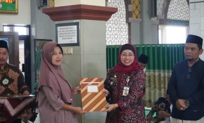 Khotmil Quran Ke-2, Pemkab Bersama Kemenag Batang Salurkan Bantuan Sebesar Rp10 Juta