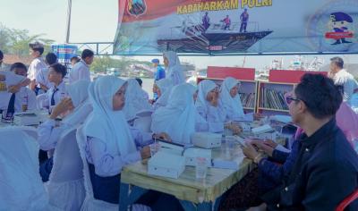 Perpustakaan Apung, Siap Cerdaskan Masyarakat Pesisir Batang