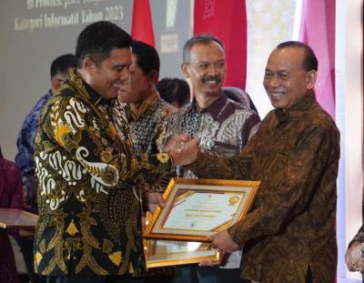 Pemkab Batang Raih KIP Awards 2023 Kategori Informatif