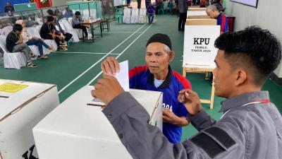 Ratusan Warga Binaan Antusias Salurkan Hak Pilih di TPS Khusus Lapas Batang