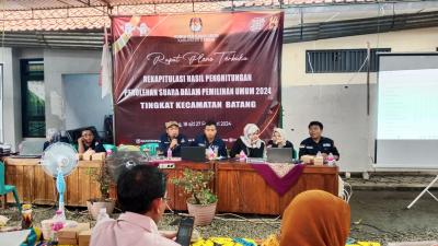 Proses Rekapitulasi Hasil Pemungutan Suara Tingkat PPK Berjalan Sesuai Aturan