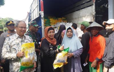 BI Tawarkan Bayar Paket Sembako Lebih Murah Dengan Mamakai QRIS