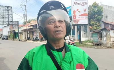 Pendapatan Menurun, Ojol Minta Lubang di Jalur Pantura Segera Diperbaiki