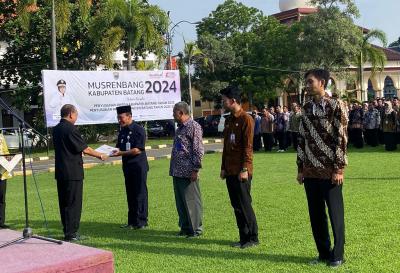 315 ASN Pemkab Batang Terima Kenaikan Pangkat