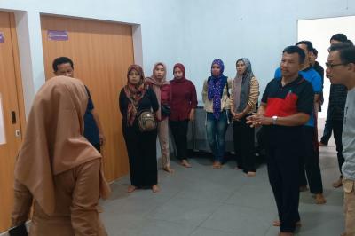 Petugas SPPG Siapkan SOP Jelang Peresmian MBG