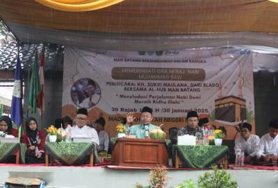 Kyai Sukri Ingatkan Siswa Teladani Perjalanan Rasulullah untuk Raih Ridha-NYA
