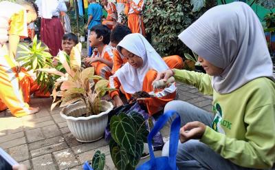 Rayakan Hari Anak, SD Protitang Ajak Hijaukan Lingkungan