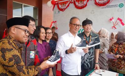 KEK Industropolis Batang Dorong Ekspor 20.000 Pasang Sepatu Converse ke Pasar Global