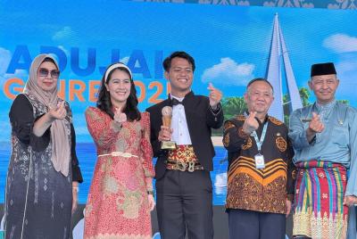 Putra Batang Pimpin Genre Jawa Tengah Meraih Juara Nasional