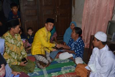 Bupati Berikan Bantuan Kepada Zaenab Penyidap Kanker Kulit