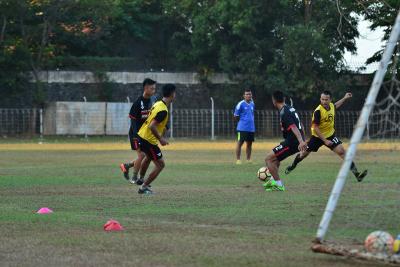 Persibat Kuatkan Mental Pemain Hadapi PSCS 