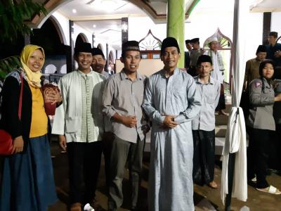 Terawih Keliling, Dekatkan Rakyat Dengan Pemimpin