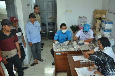 Jelang Arus Mudik, BNN dan Dishub Batang Cek Urin Sopir Bus