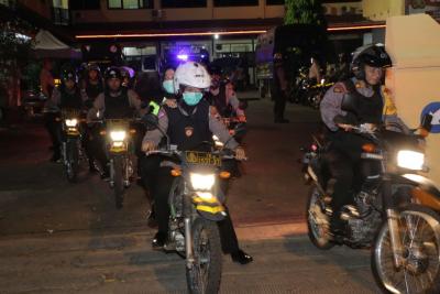 Jaga Kamtibmas Kondusif, TNI/Polri Batang Patroli Bersama