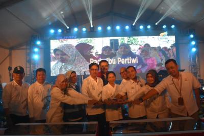 Menteri BUMN Resmikan 10 SPBU di Rest Area KM 379 Tol Batang-Semarang