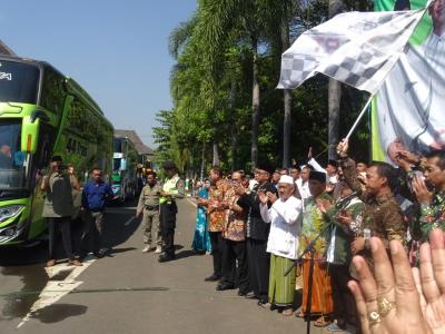 Di Tanah Suci, Jamaah Haji Batang Harus Ikuti Arahan TPHD